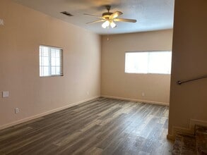 15057 Delta Rd in Los Banos, CA - Building Photo - Building Photo