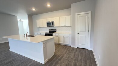 17024 Buck Cir in Newalla, OK - Building Photo - Building Photo