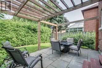 28 HETTERSLEY Dr in Ajax, ON - Building Photo - Building Photo
