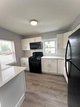 254 Stewart Ave in Hempstead, NY - Building Photo - Building Photo