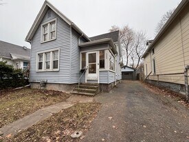 549 Caroline St in Rochester, NY - Building Photo