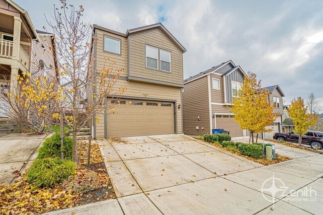 property at 3307 NE 43rd Pl