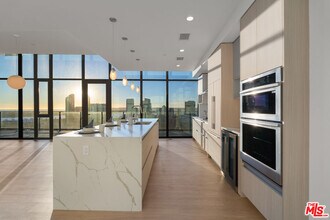 675 Ninth Ave in San Diego, CA - Building Photo - Building Photo