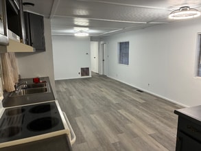 1010 Cedar Dr in Show Low, AZ - Building Photo - Building Photo