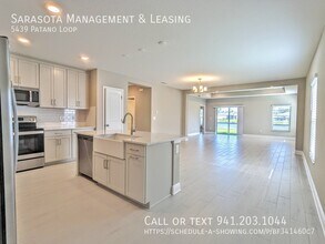 5439 Patano Lp in Palmetto, FL - Building Photo - Building Photo