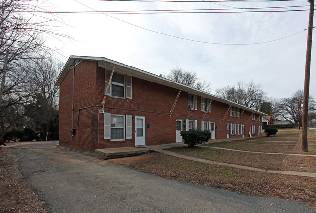 State Street Apartments in Charlotte, NC - Foto de edificio - Building Photo