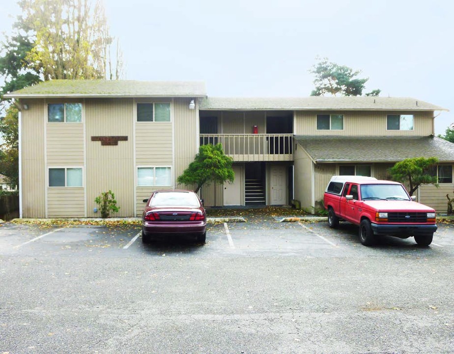 Western Estates Fourplex in Kent, WA - Building Photo