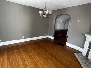 213 Oxford St in Rochester, NY - Building Photo - Building Photo