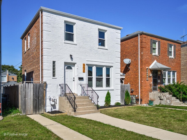 property at 4036 W 57th St