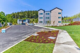 Grand Ridge in University Place, WA - Building Photo