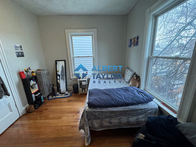 3 Kinnaird St, Unit 3