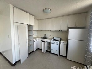 1545 Liona St in Honolulu, HI - Building Photo - Building Photo