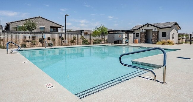 Sunset Point in Phoenix, AZ - Foto de edificio - Building Photo