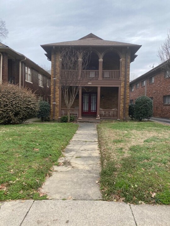 123 Stonewall St in Memphis, TN - Building Photo