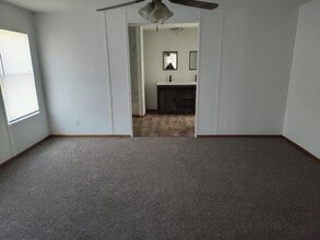 702 W Nelson St in Savannah, MO - Building Photo - Building Photo