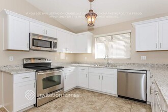 10939 E Diamond Ave in Mesa, AZ - Foto de edificio - Building Photo