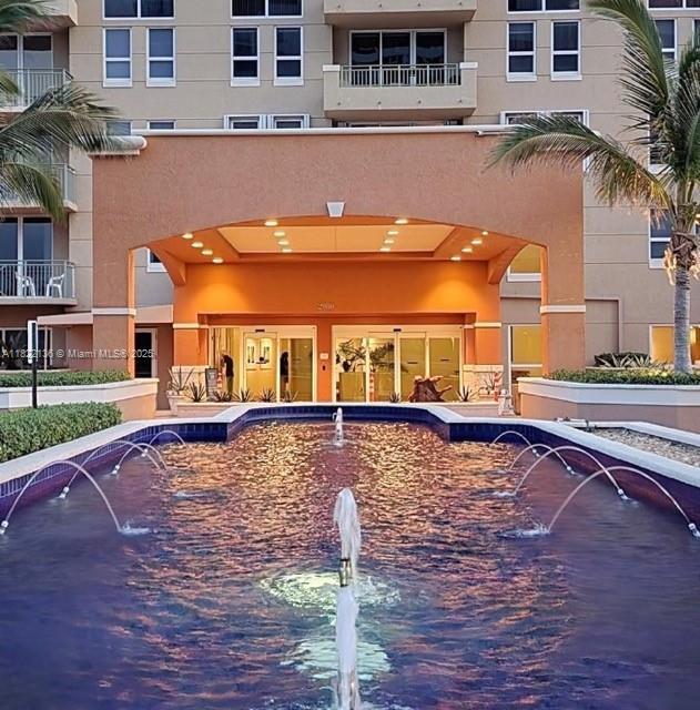 2080 S Ocean Dr, Unit 104 in Hallandale Beach, FL - Building Photo - Building Photo