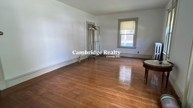 80 Curtis St, Unit T in Somerville, MA - Foto de edificio - Building Photo