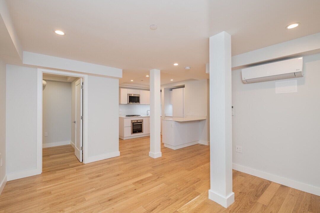 289 Chestnut Ave, Unit #24 in Boston, MA - Building Photo