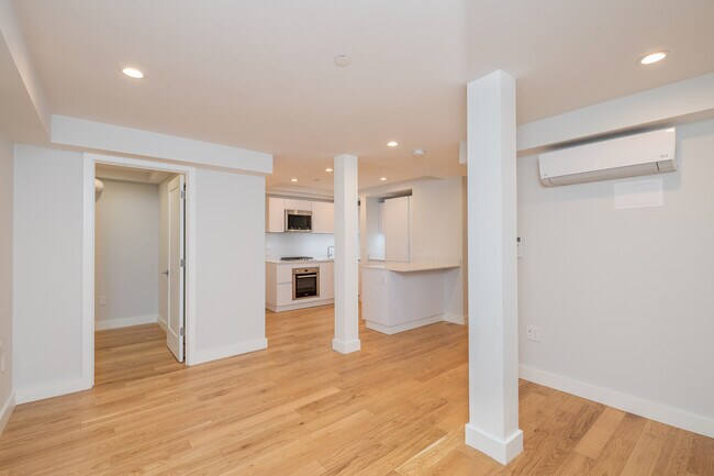 289 Chestnut Ave, Unit #24