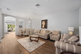 112 Lighthouse Cir in Tequesta, FL - Building Photo - Building Photo
