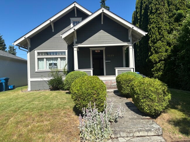 property at 1035 22nd St NE