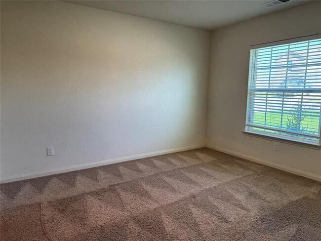 313 Cres Park Dr in Jarrell, TX - Building Photo - Building Photo
