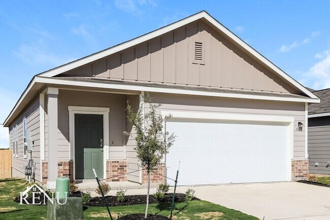 5164 Firefly Hls in Saint Hedwig, TX - Building Photo - Building Photo