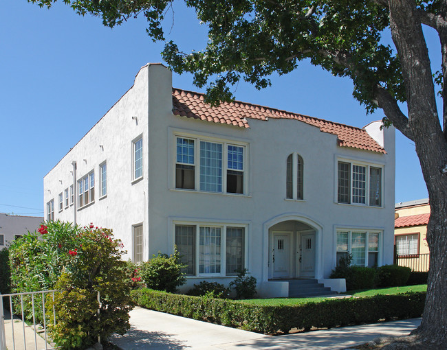 733-737 N Edinburgh Ave in Los Angeles, CA - Building Photo - Building Photo