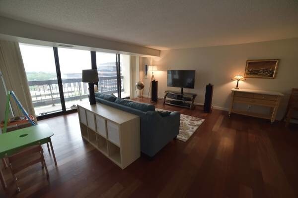 3800 Fairfax Dr in Arlington, VA - Building Photo