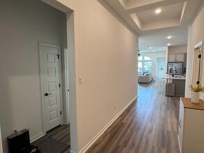 201 Dove Tree Dr in Buda, TX - Building Photo - Building Photo