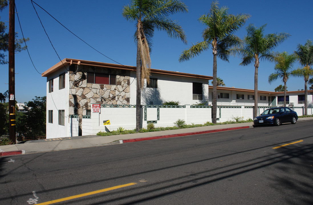 Lemon Manor Apartments in La Mesa, CA - Building Photo