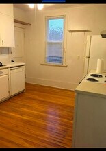 876 Yale Ct, Unit #1 in Dubuque, IA - Foto de edificio - Building Photo