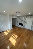 86 E Camplain Rd, Unit 1st Floor & Basement in Manville, NJ - Building Photo