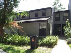 4385 SW 20th Ln in Gainesville, FL - Building Photo
