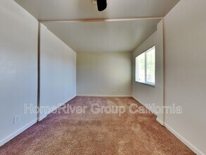 3887 14th Ave in Sacramento, CA - Building Photo - Building Photo