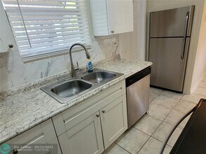 4870 NE 16th Ave in Pompano Beach, FL - Building Photo - Building Photo