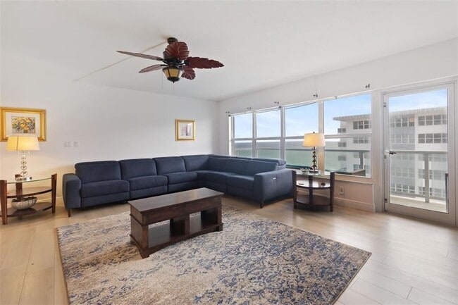 3750 Galt Ocean Dr in Fort Lauderdale, FL - Building Photo - Building Photo