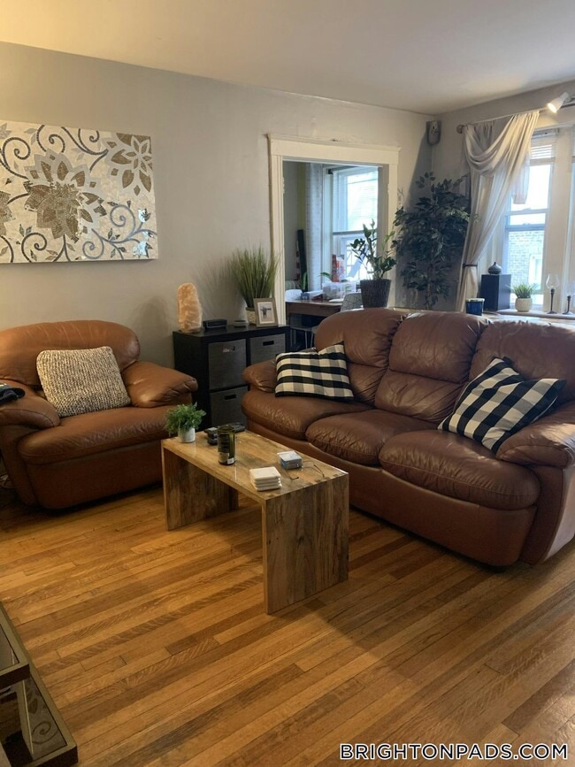 property at 1615 Commonwealth Ave