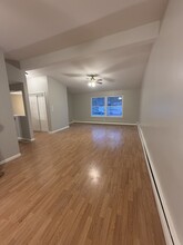 7638 2nd St, Unit Apt 2 in Dexter, MI - Building Photo - Building Photo