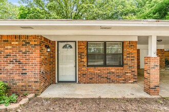2507 Buckner Ave in Tupelo, MS - Building Photo - Building Photo