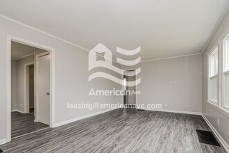 1316 Kingsley Ave in Dayton, OH - Building Photo - Building Photo