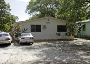 Odenat Apartments in Miami, FL - Building Photo - Building Photo