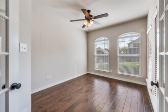 3805 Weatherstone Dr in Fort Worth, TX - Foto de edificio - Building Photo