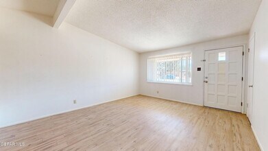 4553 Skylark Way in El Paso, TX - Building Photo - Building Photo