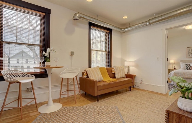 740 Sherman St in Denver, CO - Foto de edificio - Building Photo