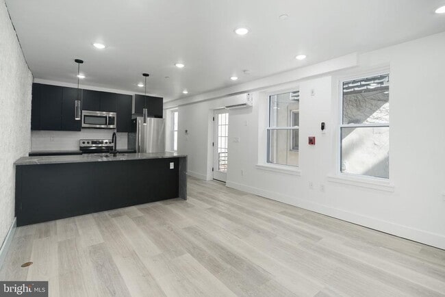 2132 Pine St in Philadelphia, PA - Building Photo - Building Photo
