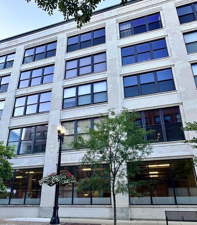 property at 2303 S Michigan Ave