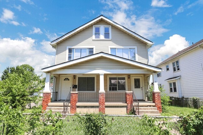 property at 74-76-76 N Powell Ave