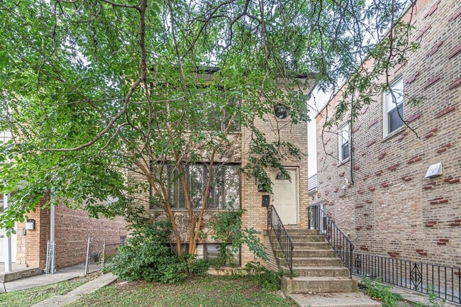 property at 5631 N Central Ave